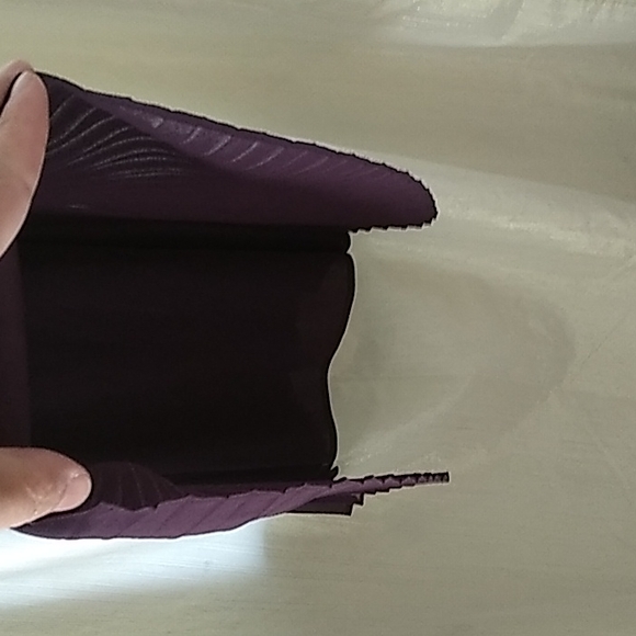 R&M Collections  Size 16. Maroon/Burgundy - Picture 9 of 10